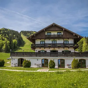 Hotel Sonnenbichl ***
